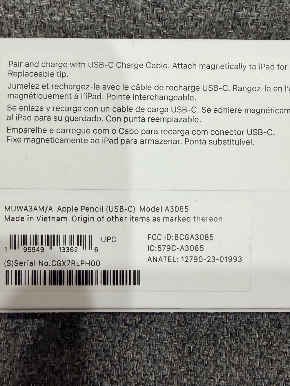 Apple Pencil (USB-C) - White with Green Accents - Picture 4 of 8